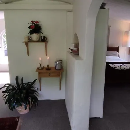 Bed & Breakfast 2 Personer Inkl Morgenkomplet Og Adgang Til 6 Svommehaller *