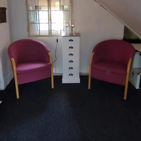Bed & Breakfast 2 Personer Inkl Morgenkomplet Og Adgang Til 6 Svommehaller *